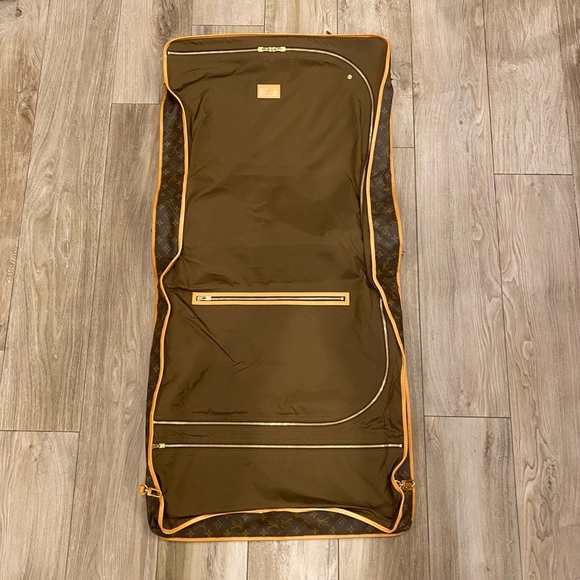 🚫SOLD🚫 LOUIS VUITTON Garment Bag - Picture 7 of 13